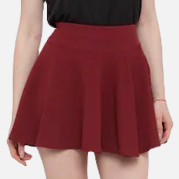 Banana Republic Skater Mini Skirt - Maroon Size 2P - Picture 1 of 8